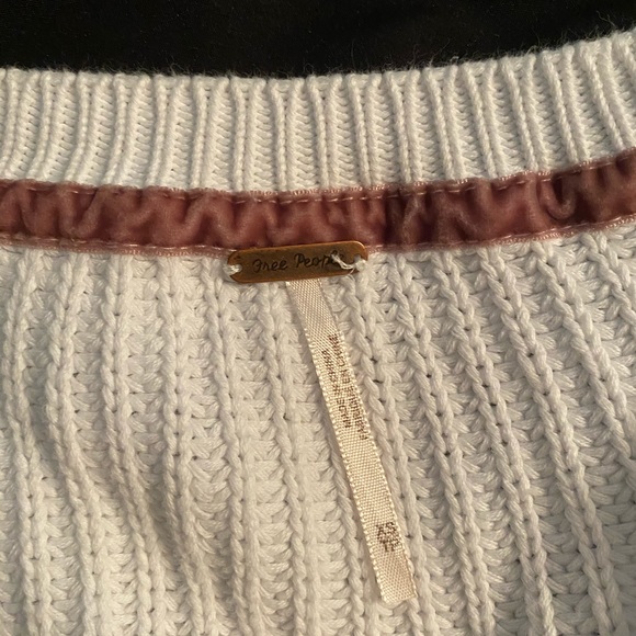 Free People Cropped Sweater - Picture 3 of 3